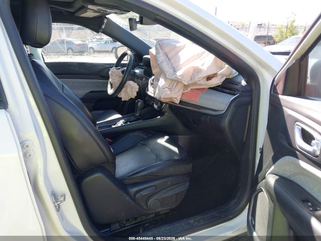 3C4NJDFN4PT528201 Jeep Compass Latitude Lux Fwd