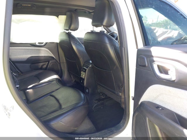 3C4NJDFN4PT528201 Jeep Compass Latitude Lux Fwd