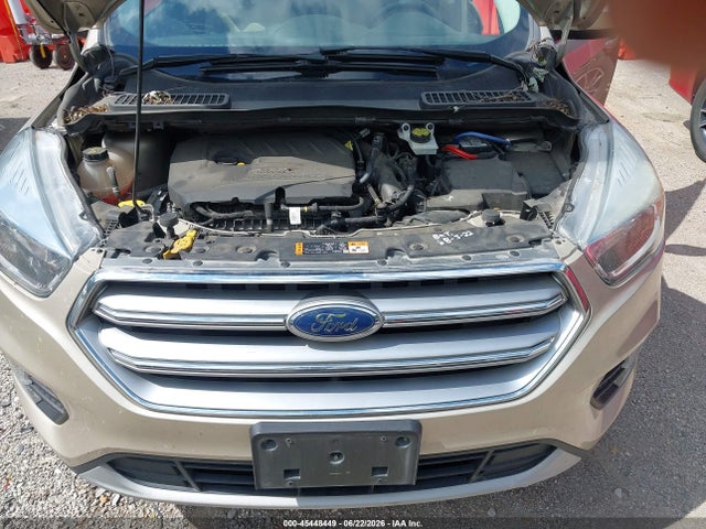 45448449 :رقم المزاد ، 1FMCU0GD9HUA53130 vin ، 2017 Ford Escape Se مزاد بيع