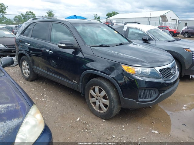 Auction sale of the 2013 Kia Sorento Lx V6, vin: 5XYKTDA22DG327510, lot number: 45448467