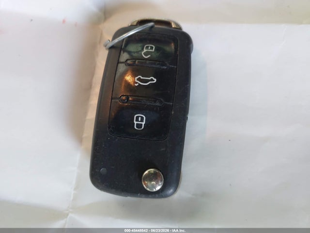 3VWD17AJ3JM247393 Volkswagen Jetta 1.8t Se Sport