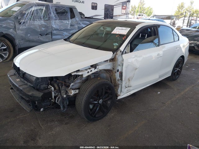 3VWD17AJ3JM247393 Volkswagen Jetta 1.8t Se Sport