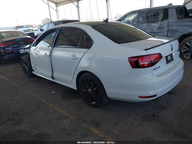 3VWD17AJ3JM247393 Volkswagen Jetta 1.8t Se Sport