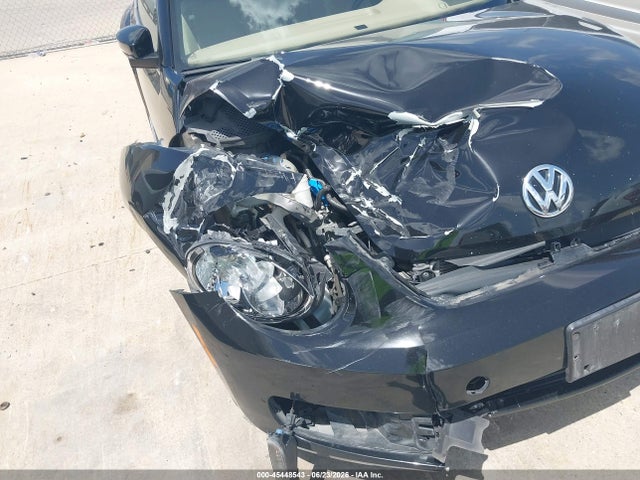 Volkswagen Beetle 1.8t S 2016 3VW507AT5GM808775 Image 6