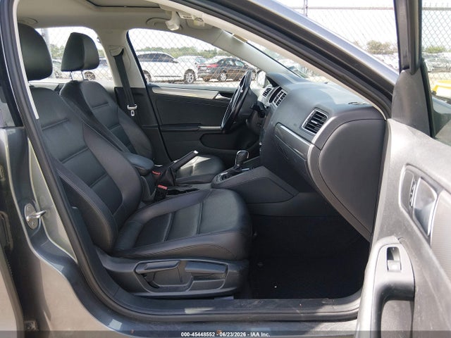 3VWDB7AJ3HM371980 Volkswagen Jetta 1.4t Se