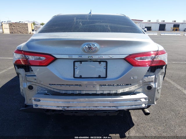 Toyota CAMRY LE 2019 4T1B11HK5KU227192 Image 17