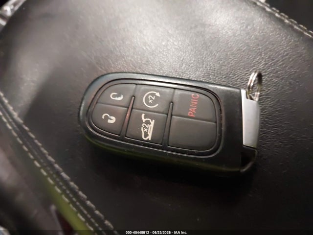 Продажа на аукционе авто 2019 Jeep Cherokee Limited 4x4, vin: 1C4PJMDXXKD435355, номер лота: 45448612