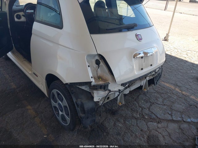Fiat 500E BATTERY ELECTRIC 2016 3C3CFFGE5GT120829 Image 6