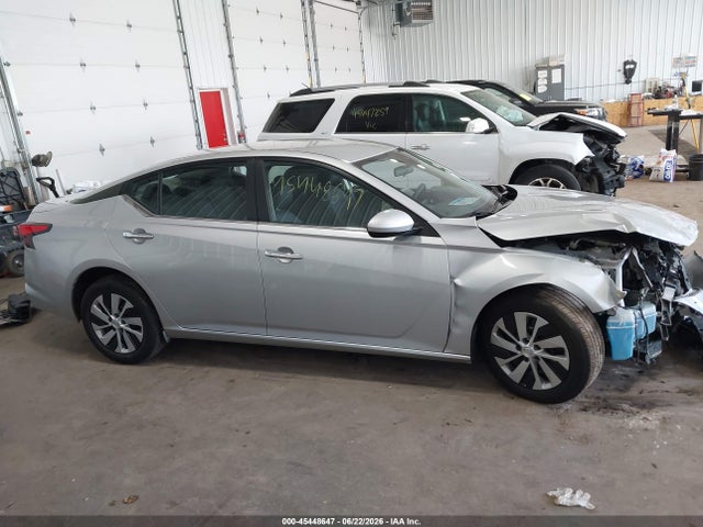 Auction sale of the 2023 Nissan Altima S Fwd, vin: 1N4BL4BV2PN370613, lot number: 45448647