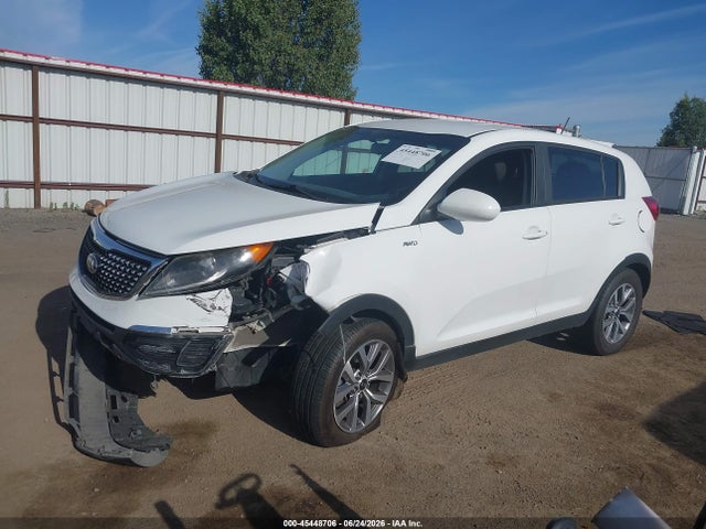 KIA Sportage Lx 2015 KNDPBCACXF7703141 Image 2