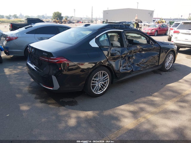 BMW 530i Xdrive 2024 WBA53FJ03RCP96377 Image 4