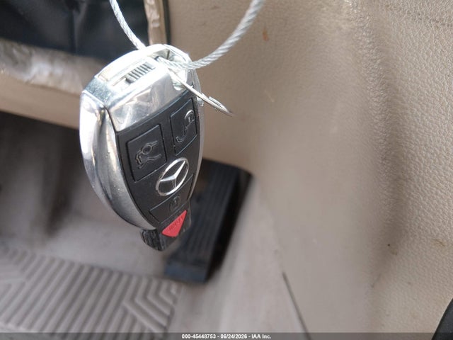 45448753 :رقم المزاد ، WDCGG8HB5CF729038 vin ، 2012 Mercedes-benz Glk 350 4matic مزاد بيع