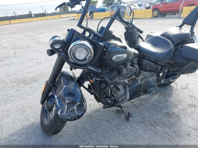 Harley-Davidson FLHCS 2023 1HD1YBK25PB036741 Image 15
