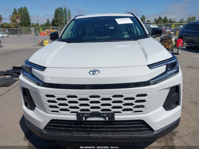 Toyota Rav4 Xle Premium 2026 2T36CRAV1TW022413 Image 12