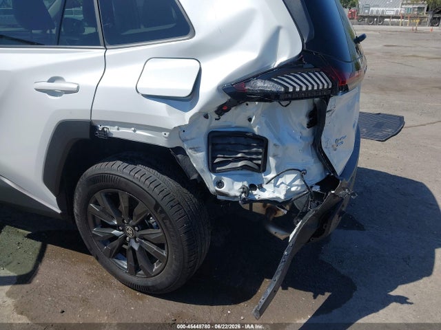 Toyota Rav4 Xle Premium 2026 2T36CRAV1TW022413 Image 6