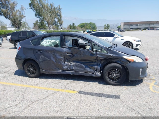 Toyota Prius Two 2014 JTDKN3DU7E1770593 Image 13