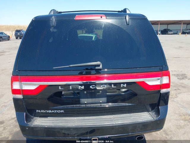 5LMJJ2JTXHEL10833 Lincoln Navigator Select