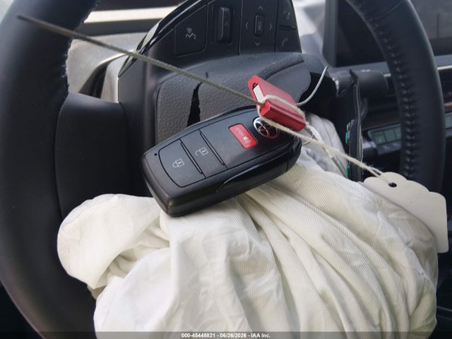 Toyota Prius Xle Awd-e 2024 JTDADABU7R3010048 Image 11