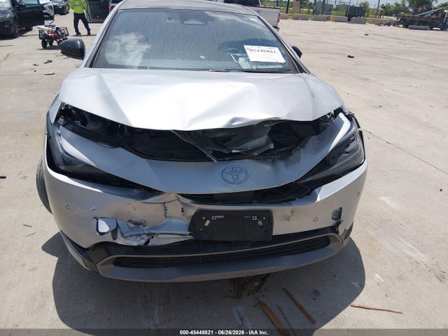 Toyota Prius Xle Awd-e 2024 JTDADABU7R3010048 Image 12