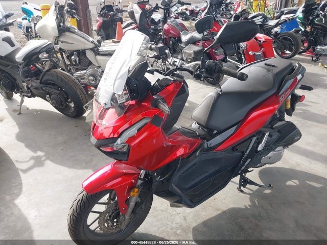 Honda Adv150 A 2023 MLHKF3851P5200226 Image 2