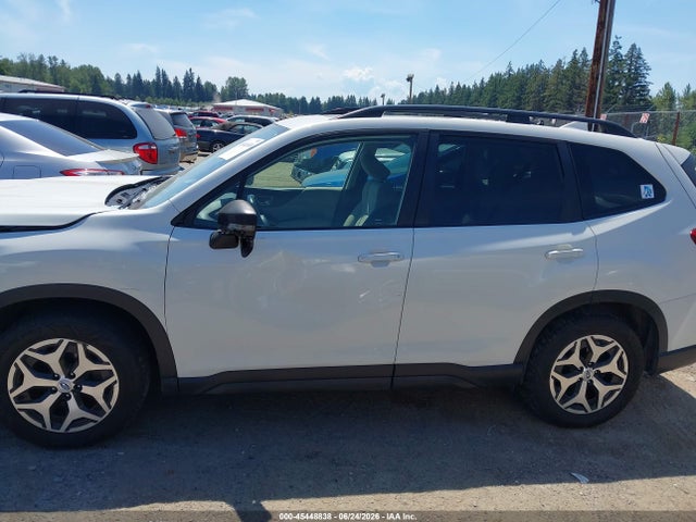 JF2SKAJC1MH466322 Subaru Forester Premium