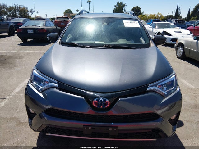 JTMJJREV6JD252615 Toyota Rav4 Hybrid Se