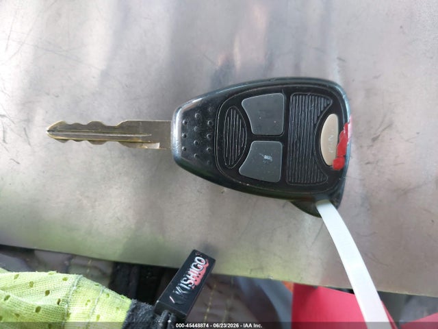 45448874 :رقم المزاد ، 1A4GP45R06B757738 vin ، 2006 Chrysler Town & Country مزاد بيع
