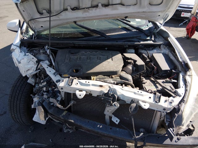 Toyota COROLLA LE 2017 5YFBURHE0HP607163 Image 10