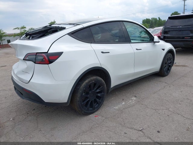 7SAYGDEE6PF935421 Tesla Model Y Awd/long Range Dual Motor All-wheel Drive