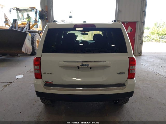 45448906 :رقم المزاد ، 1C4NJRFB6HD210641 vin ، 2017 Jeep Patriot High Altitude مزاد بيع