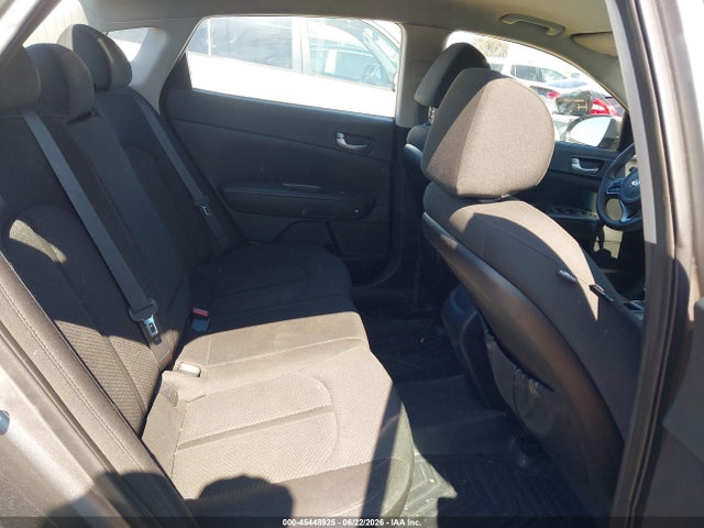 KIA Optima Lx 2016 5XXGT4L30GG030076 Image 8