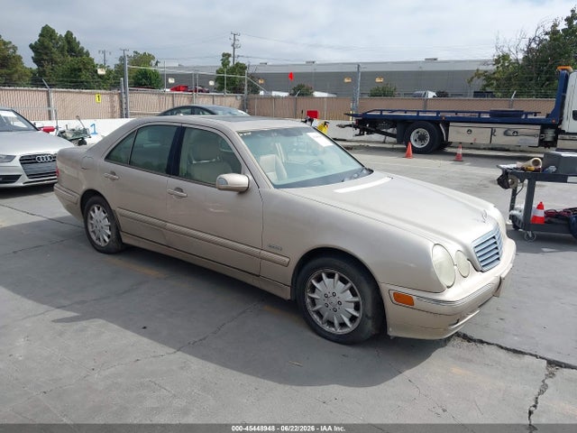 2000 Mercedes-benz E 320 4m მანქანა იყიდება აუქციონზე, vin: WDBJF82J3YX040436, აუქციონის ნომერი: 45448948