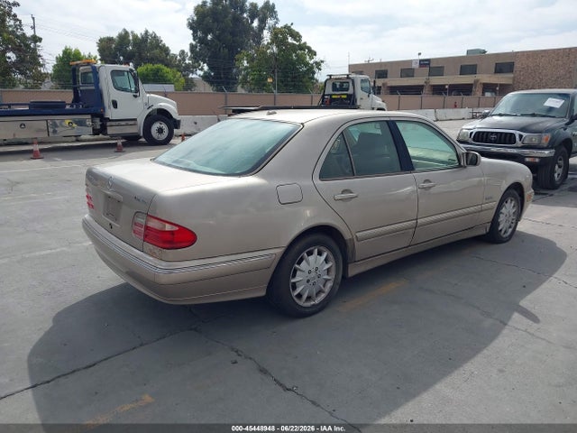 45448948 :رقم المزاد ، WDBJF82J3YX040436 vin ، 2000 Mercedes-benz E 320 4m مزاد بيع