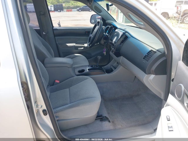 2006 Toyota Tacoma Prerunner V6 მანქანა იყიდება აუქციონზე, vin: 5TEKU72N16Z313324, აუქციონის ნომერი: 45448961