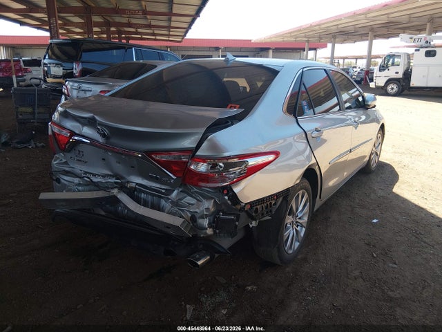 4T1BD1FK9GU195624 Toyota Camry Hybrid Xle