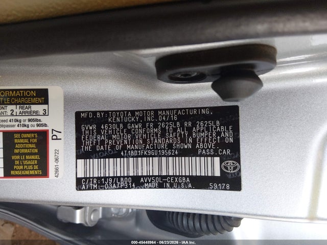 4T1BD1FK9GU195624 Toyota Camry Hybrid Xle