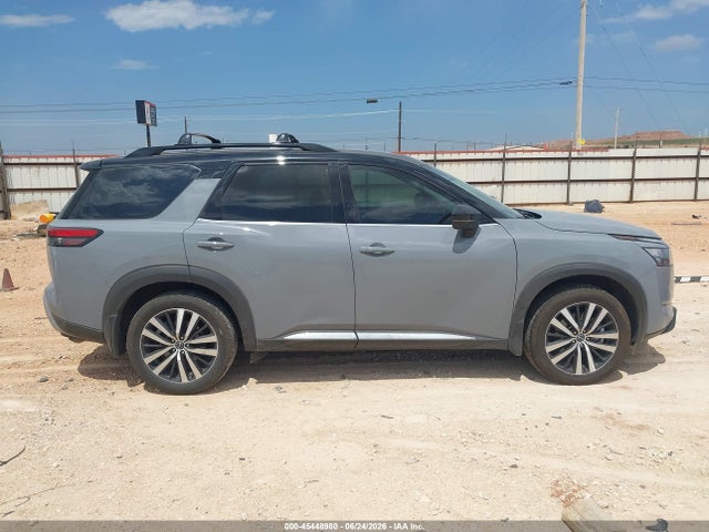 5N1DR3DJ2SC277497 Nissan Pathfinder Platinum 4wd