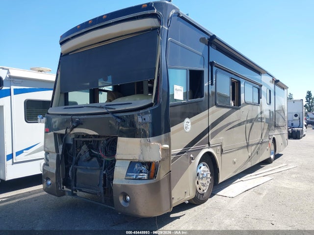 45448993 :رقم المزاد ، 4UZAB2BS08CAB8432 vin ، 2008 Tiffin Phaeton مزاد بيع