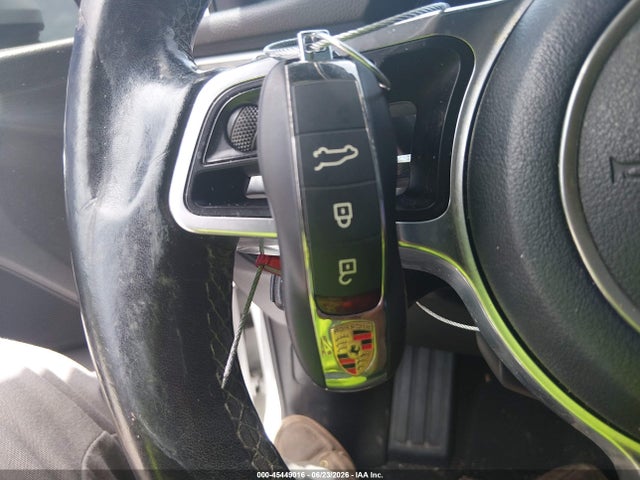 45449016 :رقم المزاد ، WP1AB2A50FLB51124 vin ، 2015 Porsche Macan S مزاد بيع