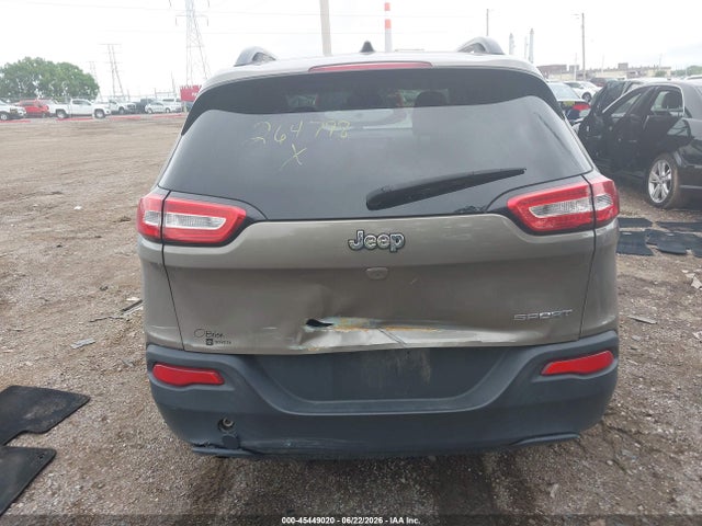 45449020 :رقم المزاد ، 1C4PJLAB1GW264798 vin ، 2016 Jeep Cherokee Sport مزاد بيع