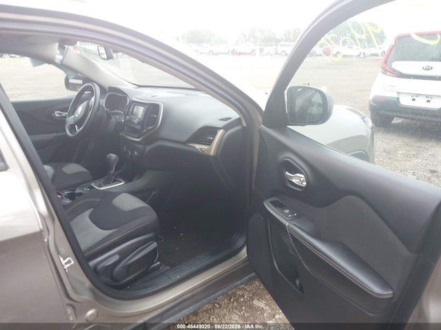 45449020 :رقم المزاد ، 1C4PJLAB1GW264798 vin ، 2016 Jeep Cherokee Sport مزاد بيع