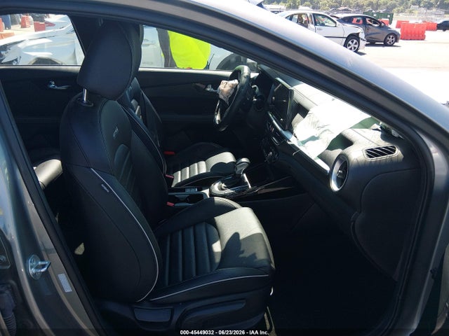 2024 Kia Forte Gt-line მანქანა იყიდება აუქციონზე, vin: 3KPF54AD4RE811681, აუქციონის ნომერი: 45449032