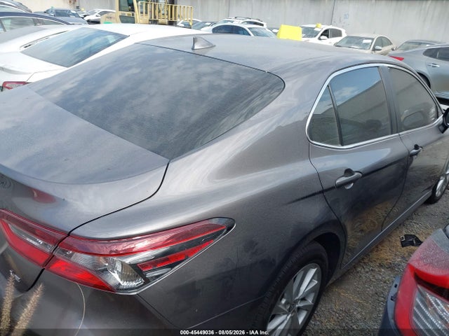 4T1C11AK4PU758292 Toyota CAMRY LE