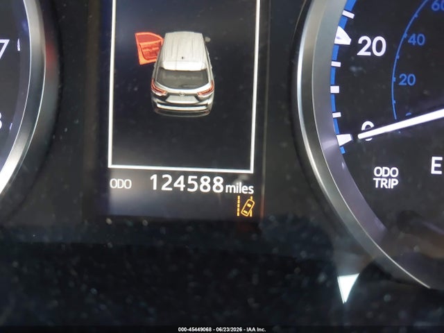 Toyota Highlander Le Plus 2018 5TDZZRFH7JS251742 Image 16