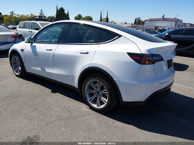 45449071 :رقم المزاد ، 7SAYGAEEXNF539424 vin ، 2022 Tesla Model Y Long Range Dual Motor All-wheel Drive مزاد بيع