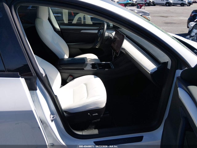 45449071 :رقم المزاد ، 7SAYGAEEXNF539424 vin ، 2022 Tesla Model Y Long Range Dual Motor All-wheel Drive مزاد بيع