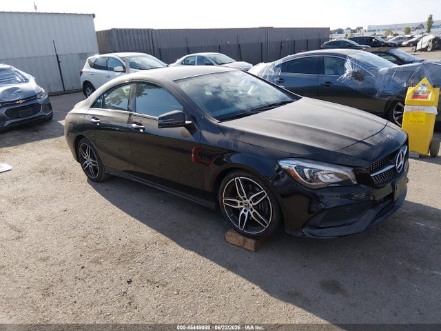 2019 WDDSJ4EB1KN738103 zdjęcie główne