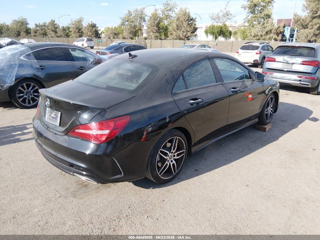 WDDSJ4EB1KN738103 Mercedes-Benz CLA 250