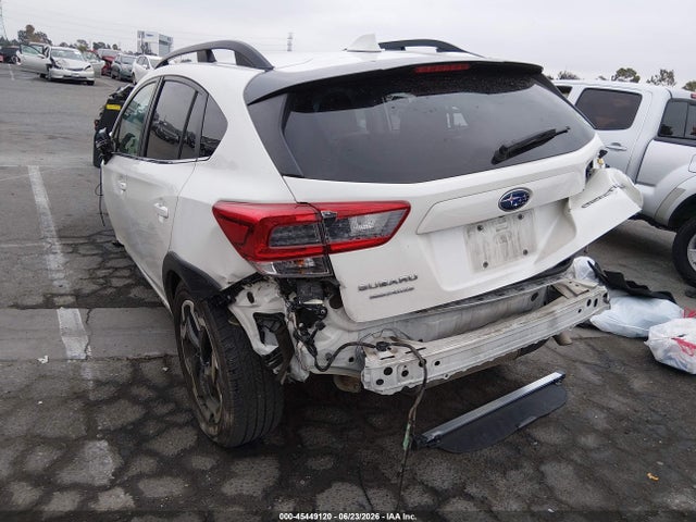 Subaru Crosstrek Limited 2023 JF2GTHNC9PH238885 Image 3