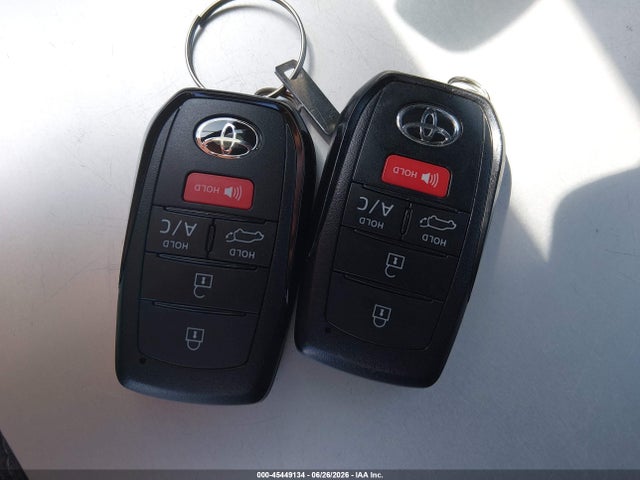 2024 Toyota Bz4x Xle მანქანა იყიდება აუქციონზე, vin: JTMAAAAA4RA054830, აუქციონის ნომერი: 45449134
